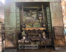 Maschine: TMP VORONEZH K2542 1600T Geschlossene Ein-Kurbel-Stanzpresse
