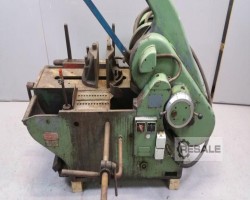 Maschine:   Bügelsägeautomaten