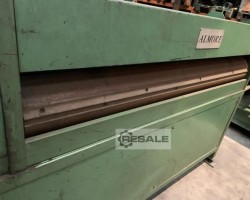 Maschine: ALMORE DS RT 1500 Querblech-Versteifungsmaschine