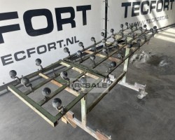 Maschine: KNOPP  Bälletisch auf Rädern