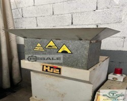 Maschine:  430x200 mm Schneidmühlen