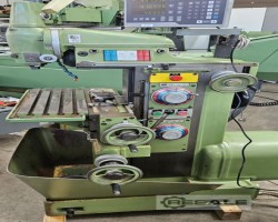 Maschine: MACMON M100 Universalwerkzeugfräsmaschinen