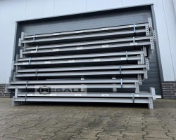 Maschine: SSI SCHäFER PR600/2.100 mm/INP:80x42mm Palettenregaltraverse Traverse