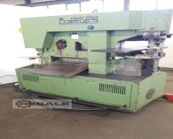 Maschine: MUBEA HIW 750 Profilstahlscheren