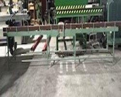 Maschine:   Rollenbahn