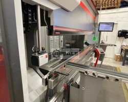 Maschine: BYSTRONIC XPERT PRO 100 ton x 3000 CNC Abkantpressen