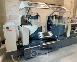 Maschine: ELUMATEC DG 244 Doppelgehrungssägen