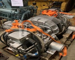 Maschine: ZF 2 x 2555 2,333:1 Marine-Getriebe