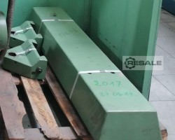 Maschine:  FU321 Universalfräsmaschinen