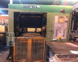 Maschine: BIPEL Tiltmaster 120ton Presse mit Vakuum