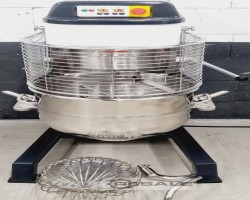 Maschine: SINMAG Planeto 60 L Planetenrührmaschinen