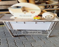 Maschine: SAMA KSM Brotschneidemaschinen