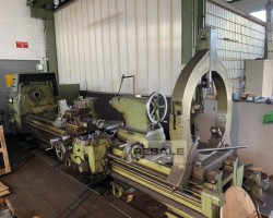 Maschine: LÖW V 1000 Universaldrehmaschinen