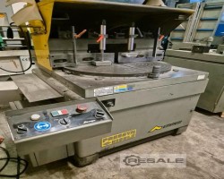 Maschine: EMMEGI / PRESSTA EISLE 550 SCA Gehrungskreissägen