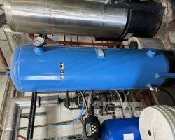 Maschine: HYDROVANE HV05 Luftkompressor