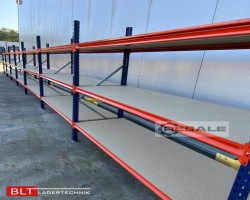 Maschine:  60 cm Weitspannregale