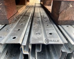 Maschine:  C-shape Konstruktionsprofile