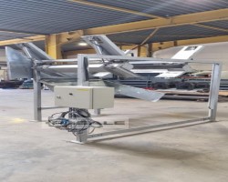 Maschine:   Gitterboxentleerung, pneumatisch