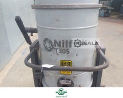 Maschine: NILFISK T-305 Staubsauger
