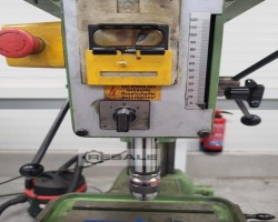 Maschine: UVA AX3S Bohrmaschinen