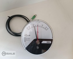 Maschine: WIKA A2G-15, -50/0/50Pa Differenzdruckmanometer