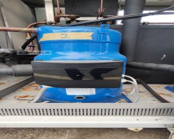 Maschine: ONI LKKAT 120 114,8KW Chiller 2019