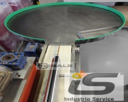 Maschine:   Verpacken von festem Produkt in zylindrischen Verpackungen