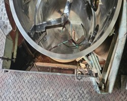 Maschine: MTI MISCHTECHNIK UT 750 Vertikal-Schnellmischer