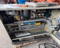 Maschine: YASKAWA MOTOMAN HP6 NX100 Industrieroboter