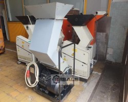 Maschine: RAPID G15035-D Beistellmühlen