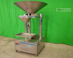 Maschine: DOBOY DV Abfüll- und Verschliessmaschinen