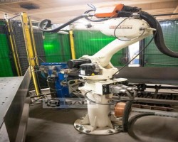 Maschine: KAWASAKI RA006L Roboterschweisszellen