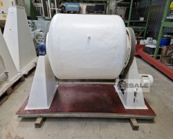 Maschine:   Chargen-Kugelmühle 400 l.