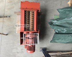 Maschine:   Walzenbrecher