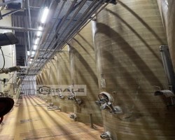 Maschine: STAFFELSTEIN P76 with 100 m³ stehender GFK Tank