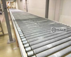 Maschine: GIARDINA Motorised roller table Spritzstrassen