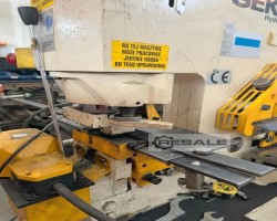 Maschine: GEKA HYDRACROP 55/S Hydraulische Profilstahlschere