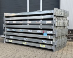 Maschine: DEXION P90 / K: 100x50 mm 2.700 mm Palettenregale