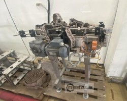 Maschine:   Lot Flaschentransporteure