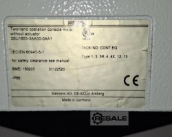 Maschine: SIEMENS 3SU1853-3AA00-0AA1+ 3SU1950…, Zweihand Bedienkonsole + Stativ,