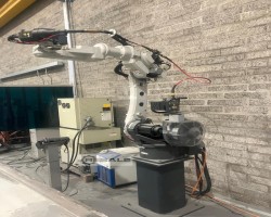 Maschine: PANASONIC YW-PCF041E00 Industrieroboter