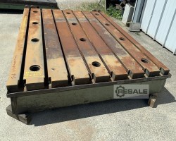 Maschine:  2600 x 2000 x 350 mm - No 1 Montagetische