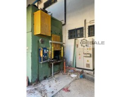 Maschine: KNUKLE Barnaul KB 8340 1000 T Gelenkpressen in Ein-bis Dreiständerausführung