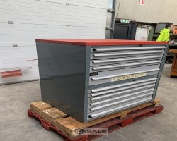 Maschine: PAROLAI 11 drawers Werkzeugschränke