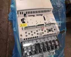 Maschine: ABB ACS800-04-0205-3 Frequenzumrichter