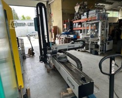 Maschine: WITTMANN-DEMAG DR853 Roboter