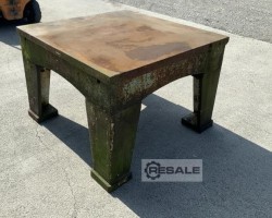 Maschine:  1200x1200x780 mm Montagetische