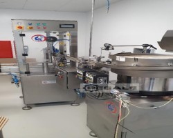 Maschine: J.ESQUERDA MCA Abfüll- und Verschliessmaschinen