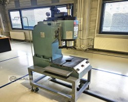 Maschine: ATSUGI AP-10-KL 10ton Hydraulische Pressen