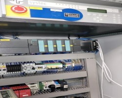 Maschine:   Zwei-Achs-Handlingsystem